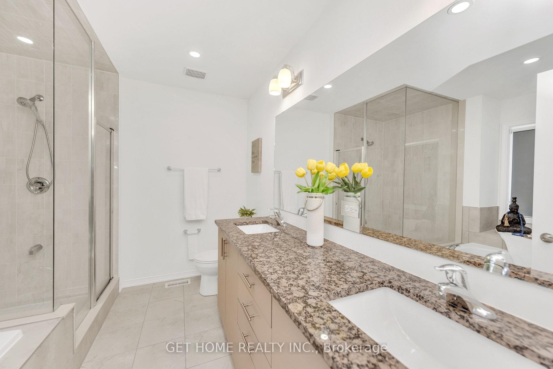 302 Coronation Road photo 12
