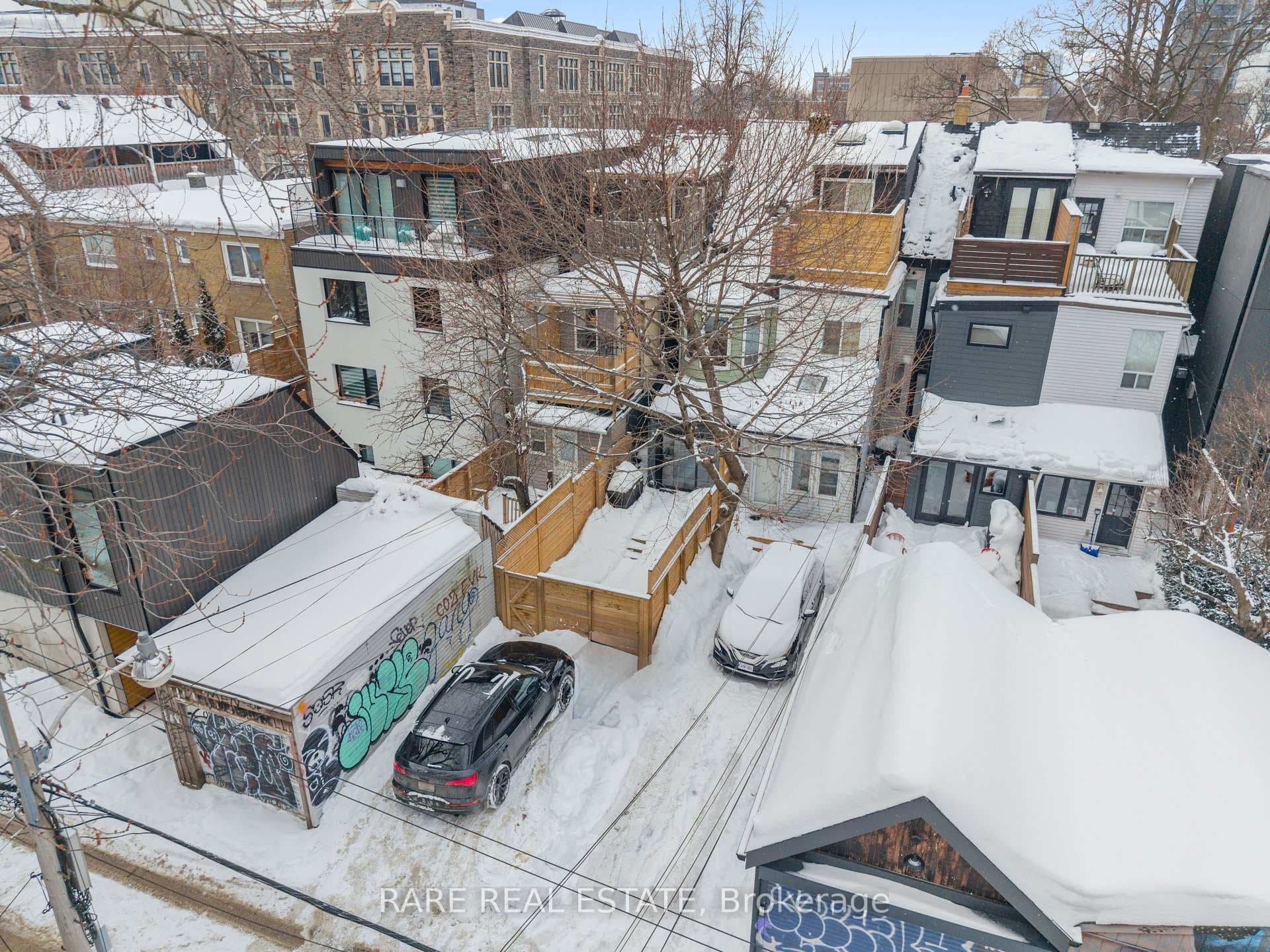223 1/2 Borden Street photo 18