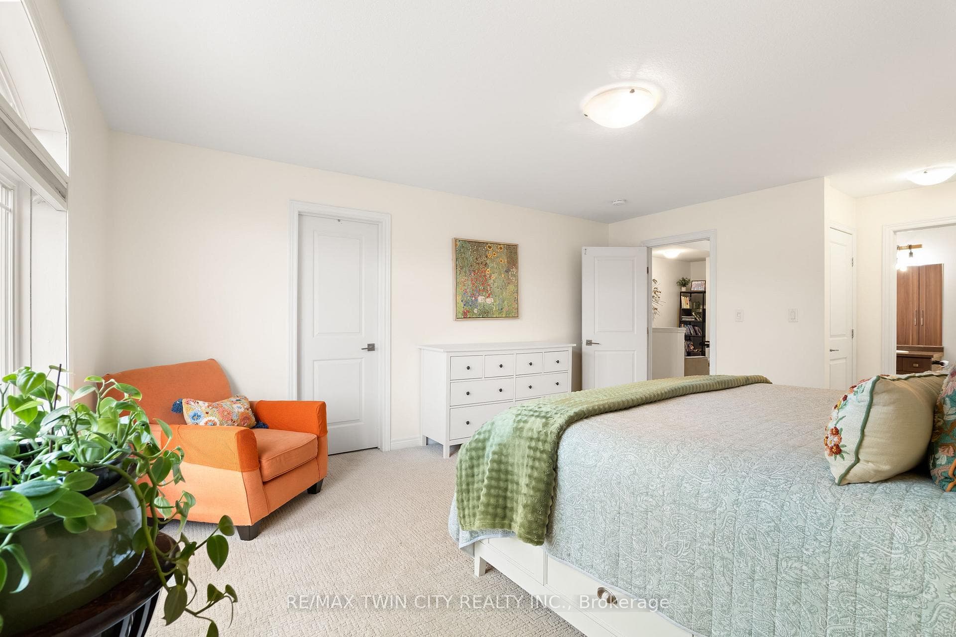 50 Greenwater Street photo 29