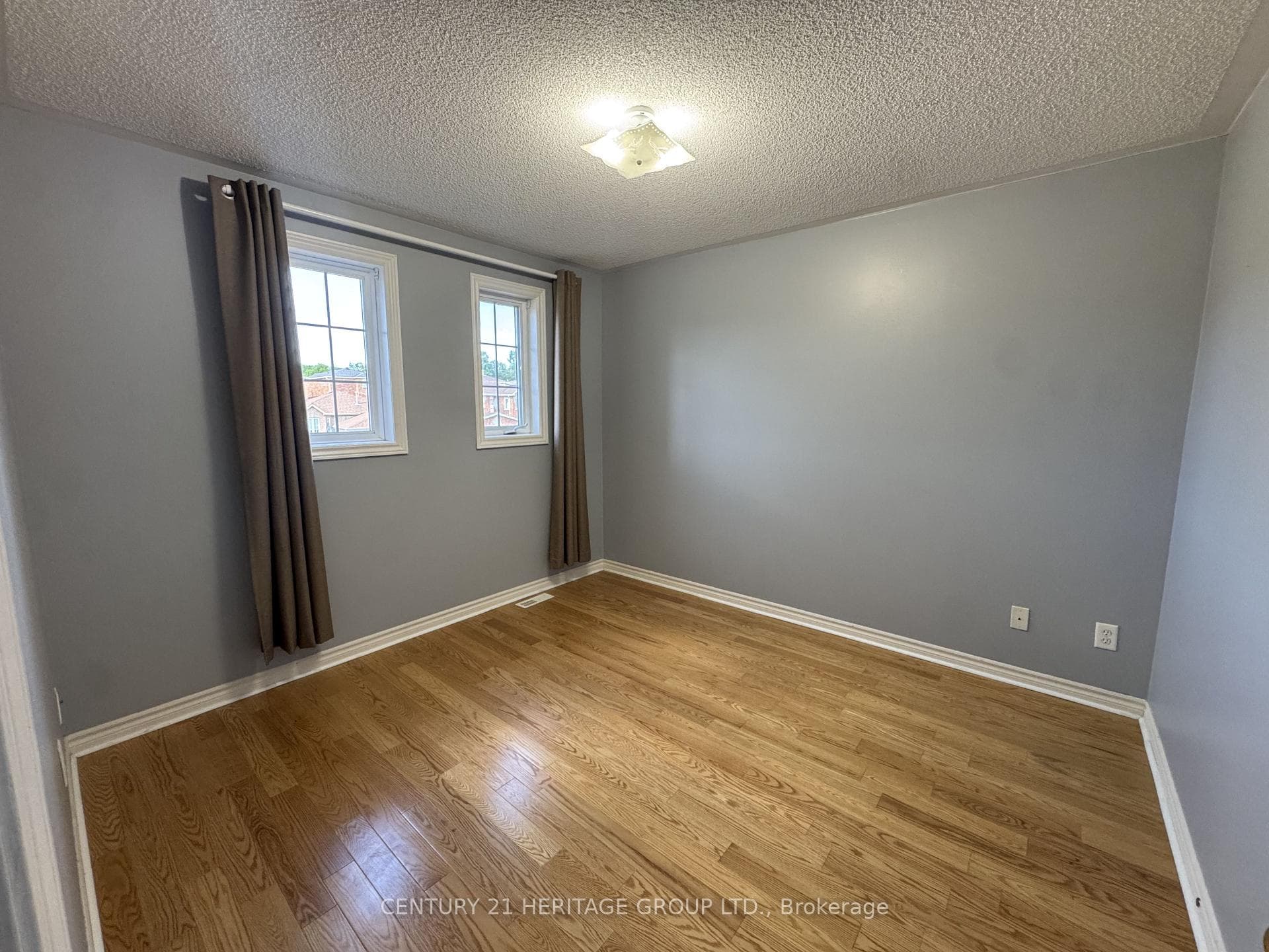 82 Kenwell Crescent photo 13