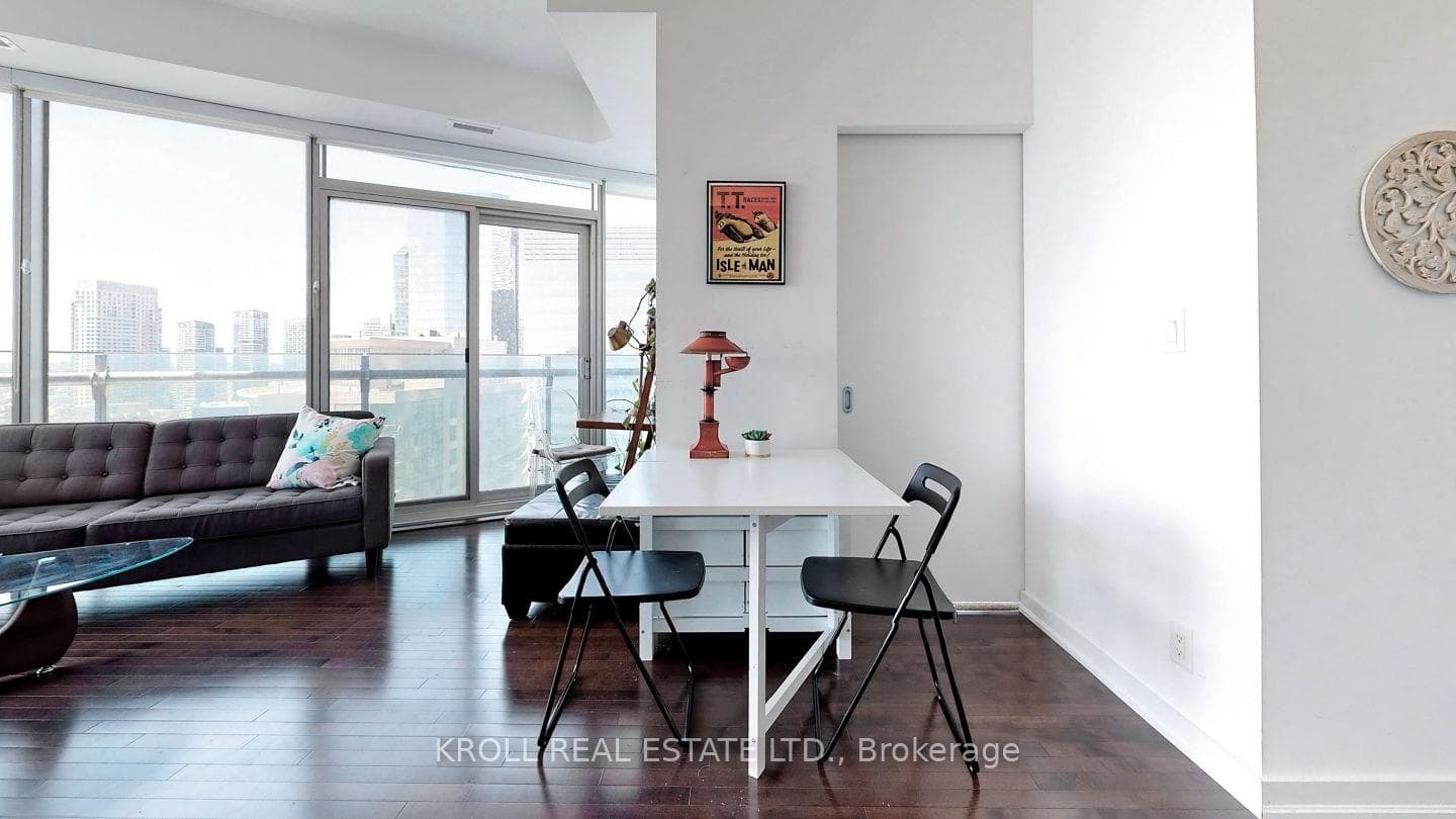 12 York Street Unit 3107 photo 20
