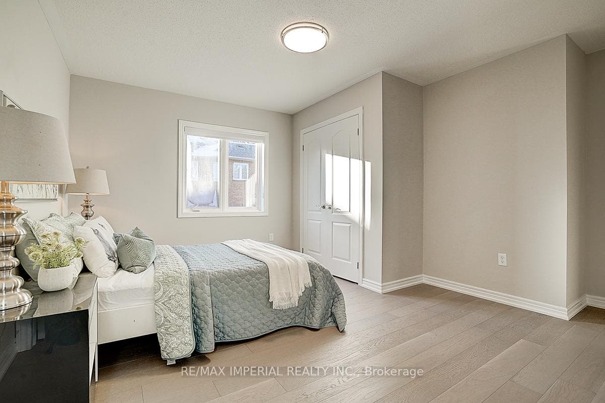 10 Palisade Crescent photo 27