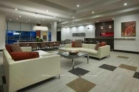 181 Village Green Square Unit 2821 photo 13