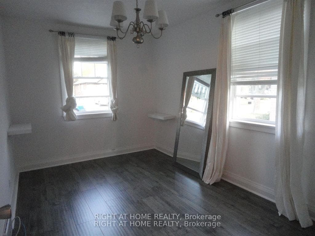 242 Cadillac Avenue photo 7