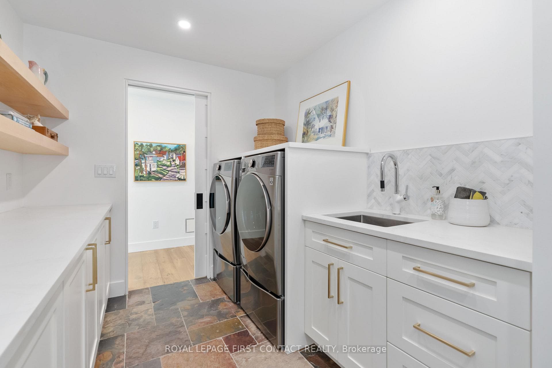 64 Puget Street photo 29