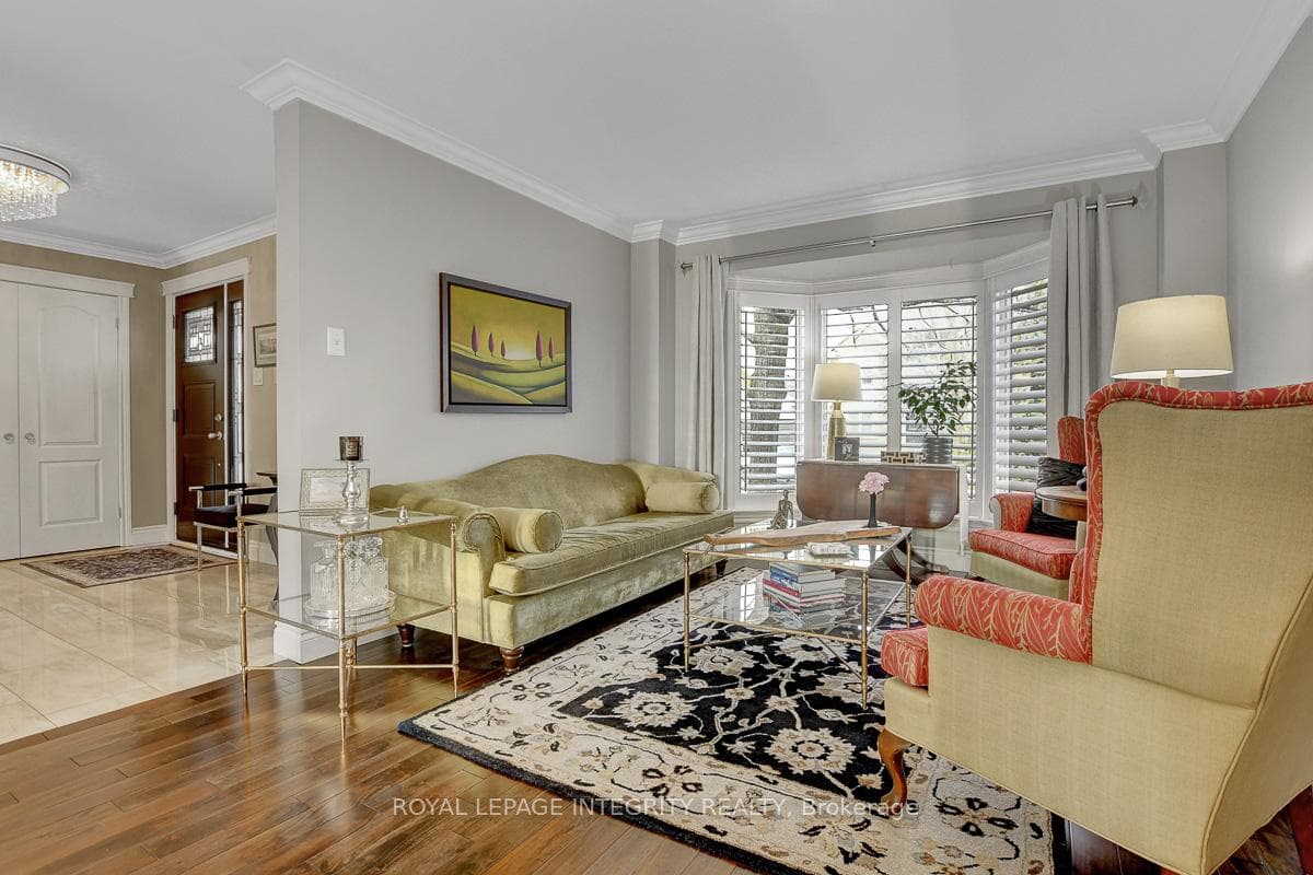 4 Heritage Grove Crescent photo 6
