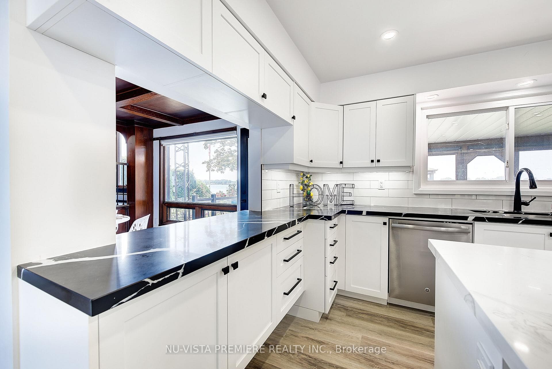 3943 Seaway Road photo 13