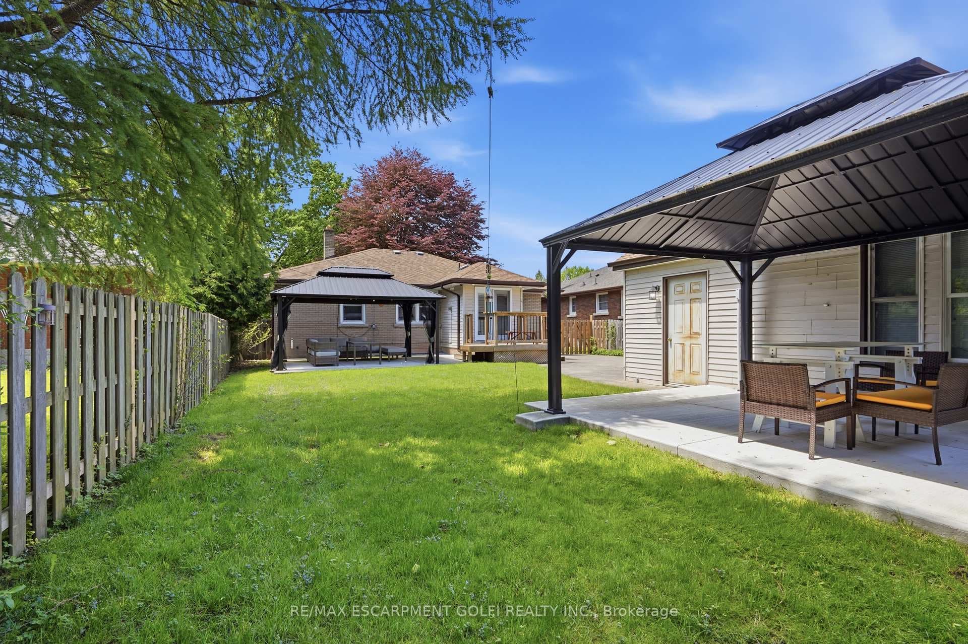 6902 Dell Avenue photo 37