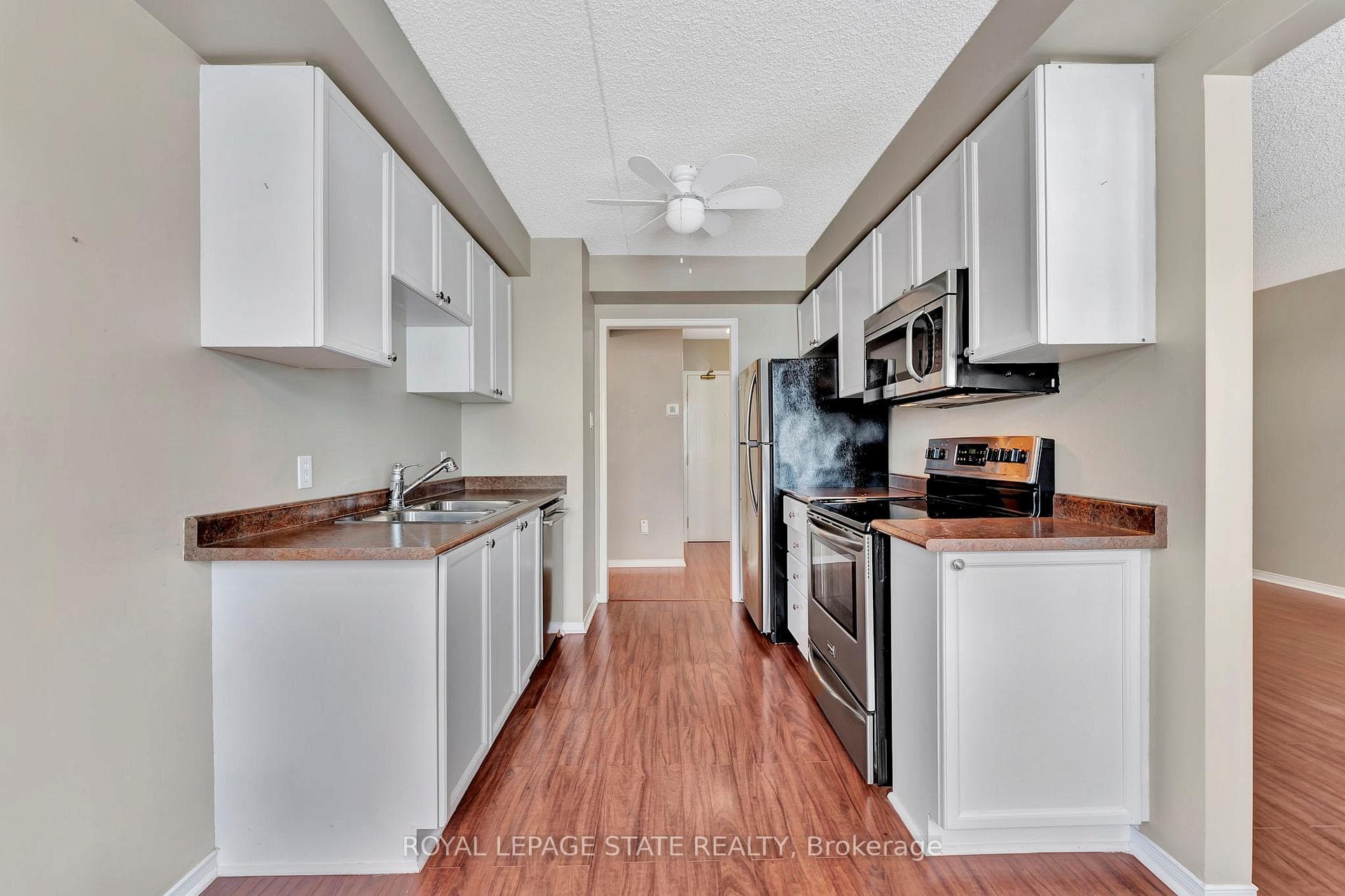 500 Silverbirch Boulevard Unit 101 photo 19