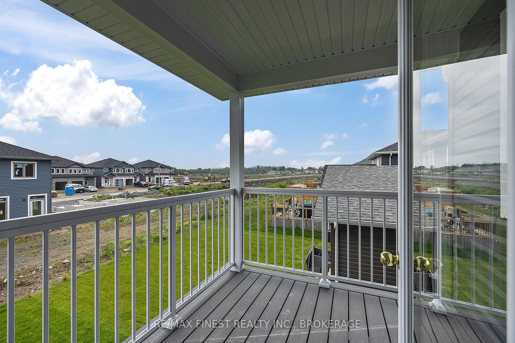 88 Potter Drive photo 35