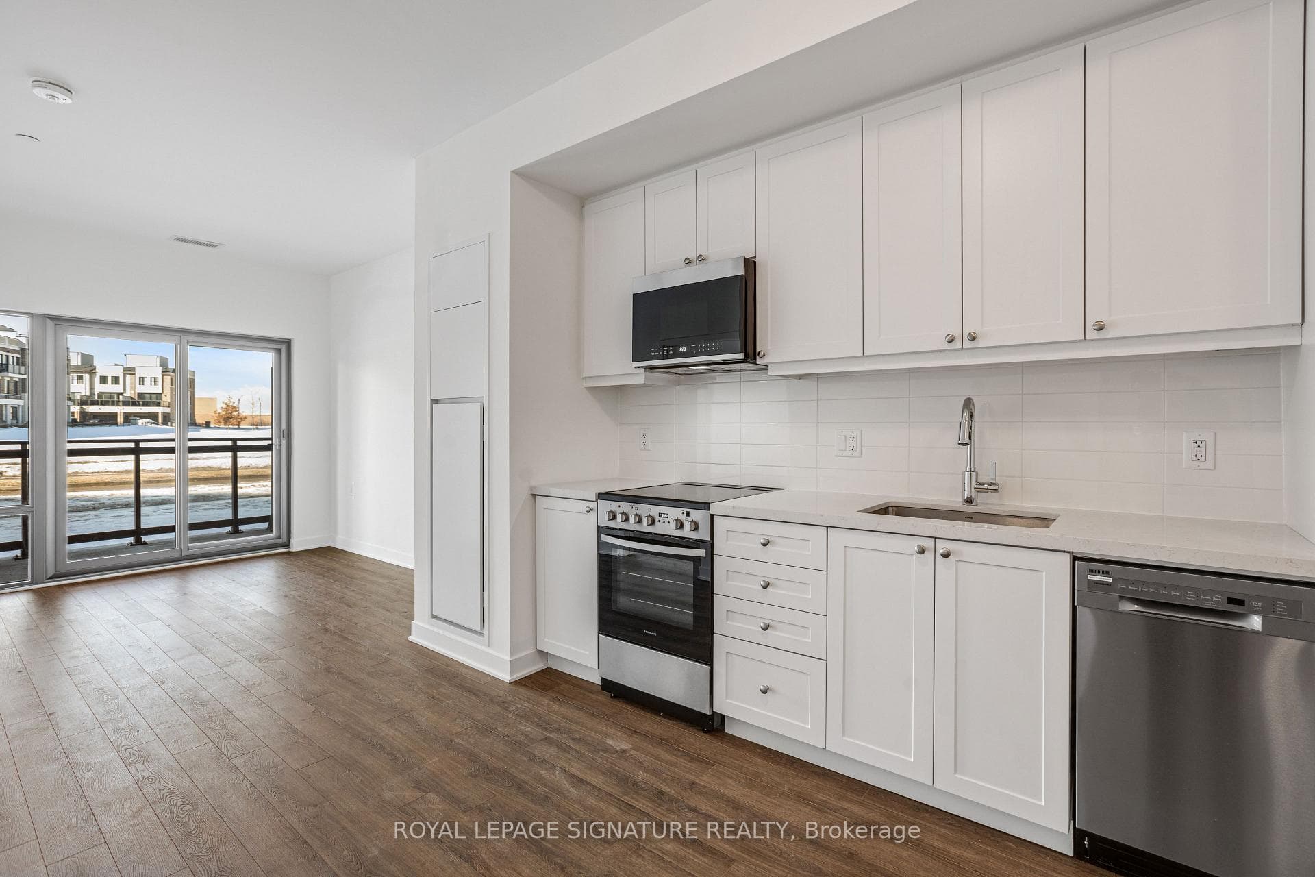 51 Clarington Boulevard Unit 108 photo 15
