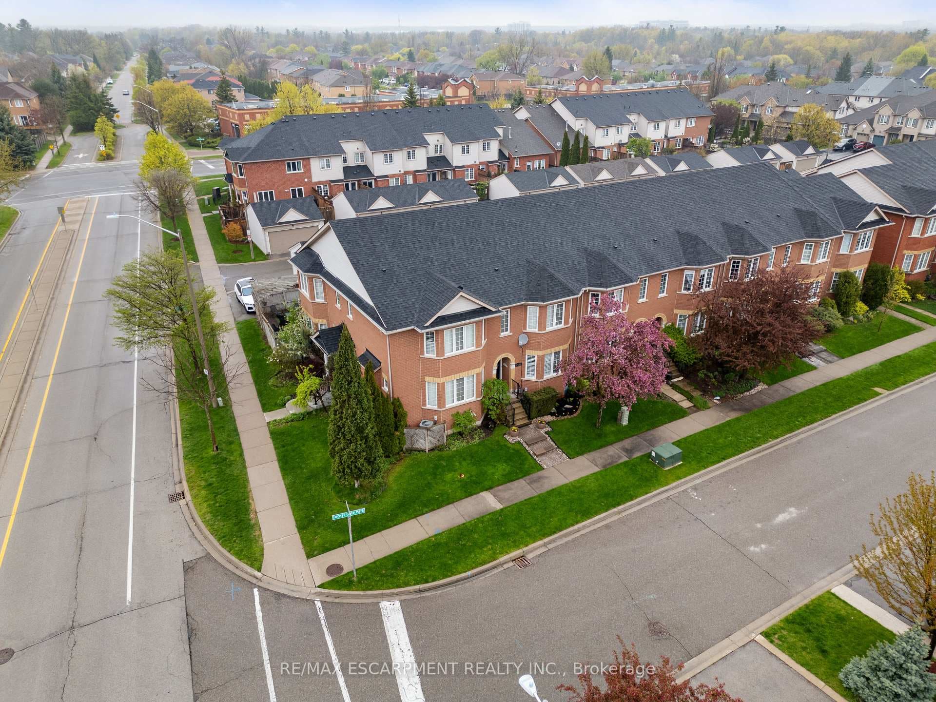2130 Forest Gate Park photo 32