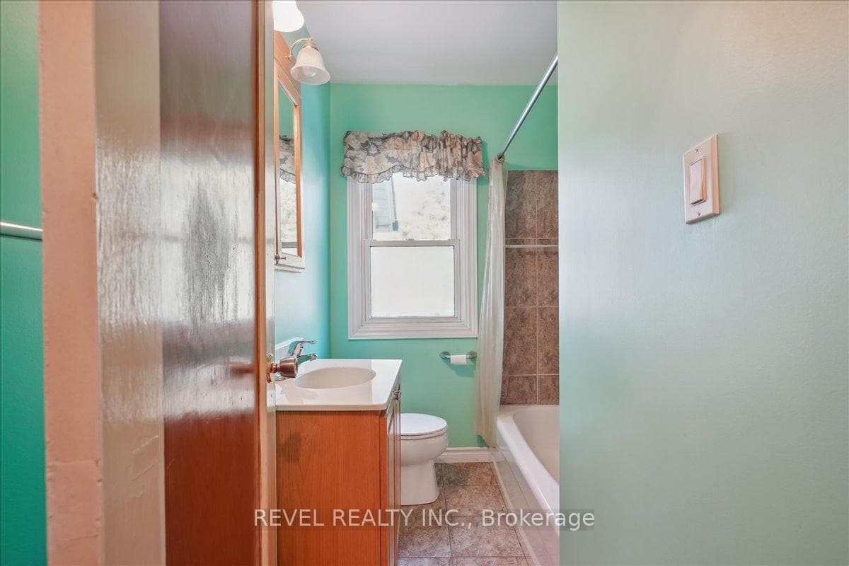 23 Wellington Street photo 16