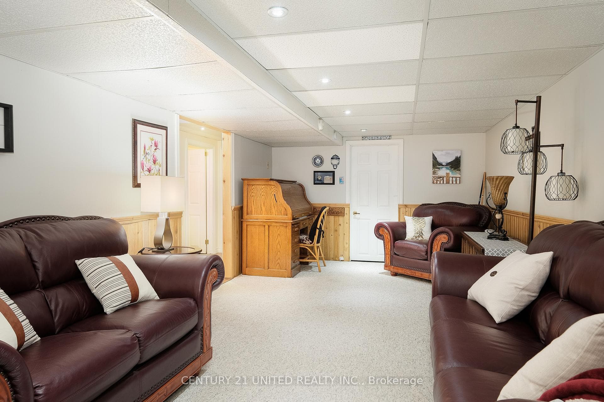 535 Garside Drive photo 23