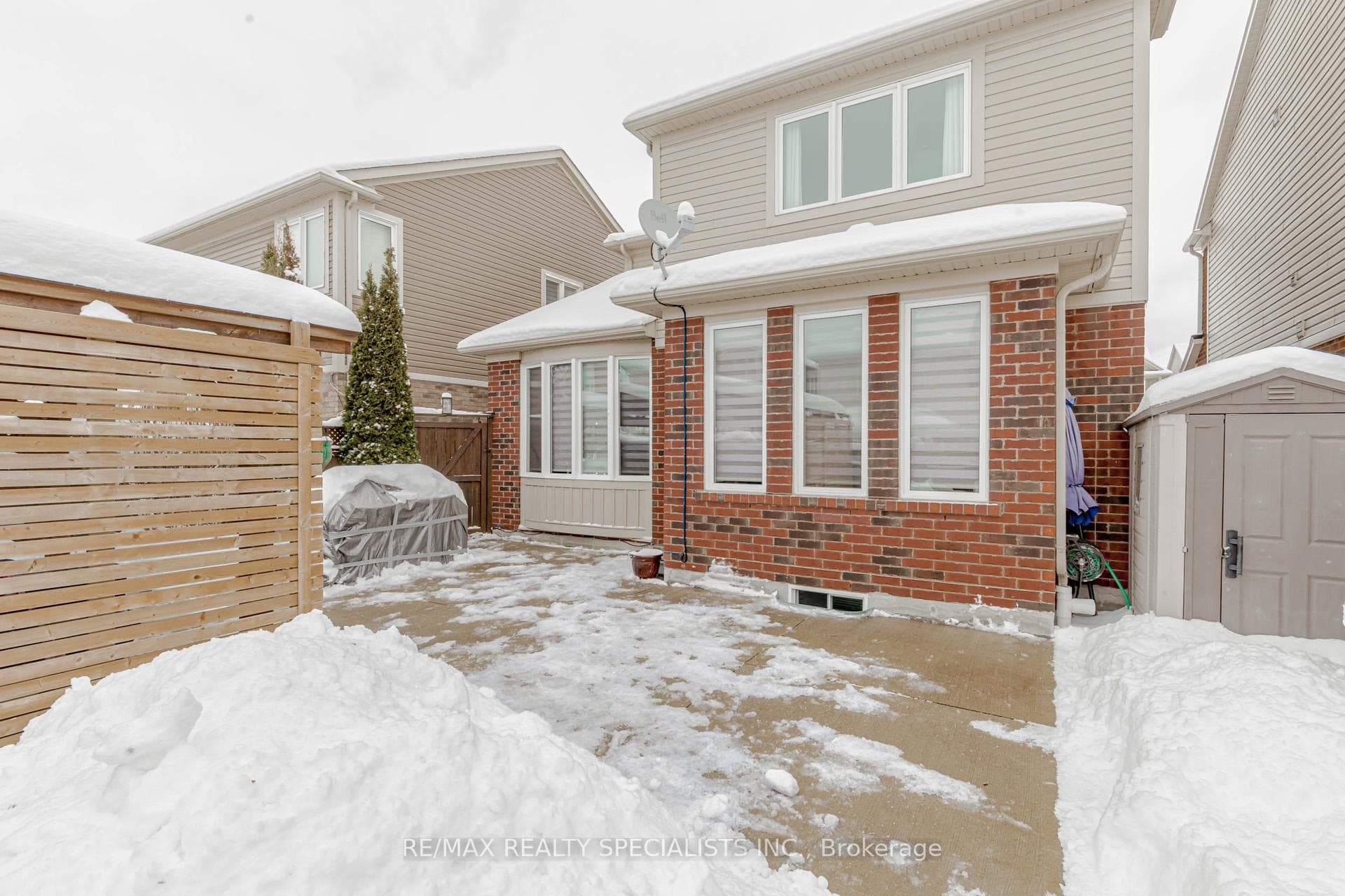73 Holland Circle photo 38
