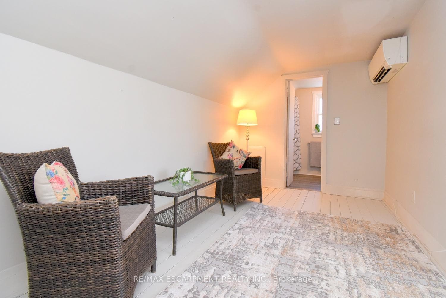 411 Ross Avenue photo 34