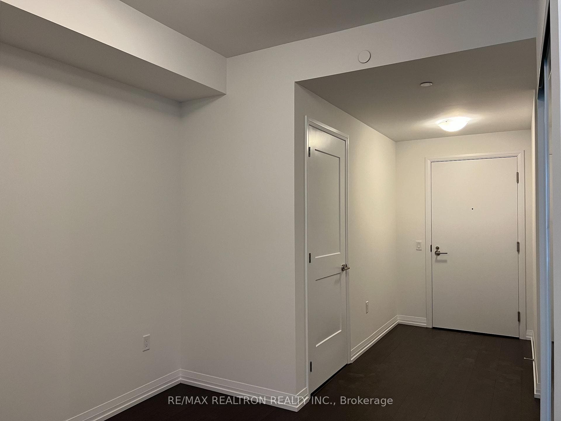 25 Holly Street Unit 1005 photo 7