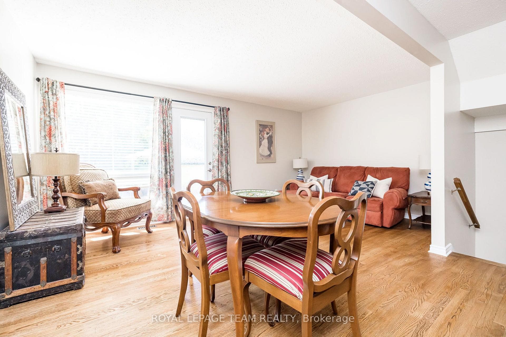 126 McClintock Way photo 10