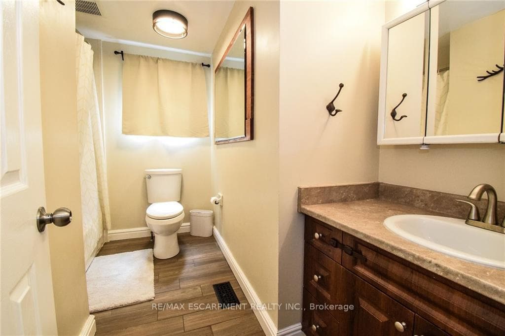 99 Old Carriage Drive photo 12
