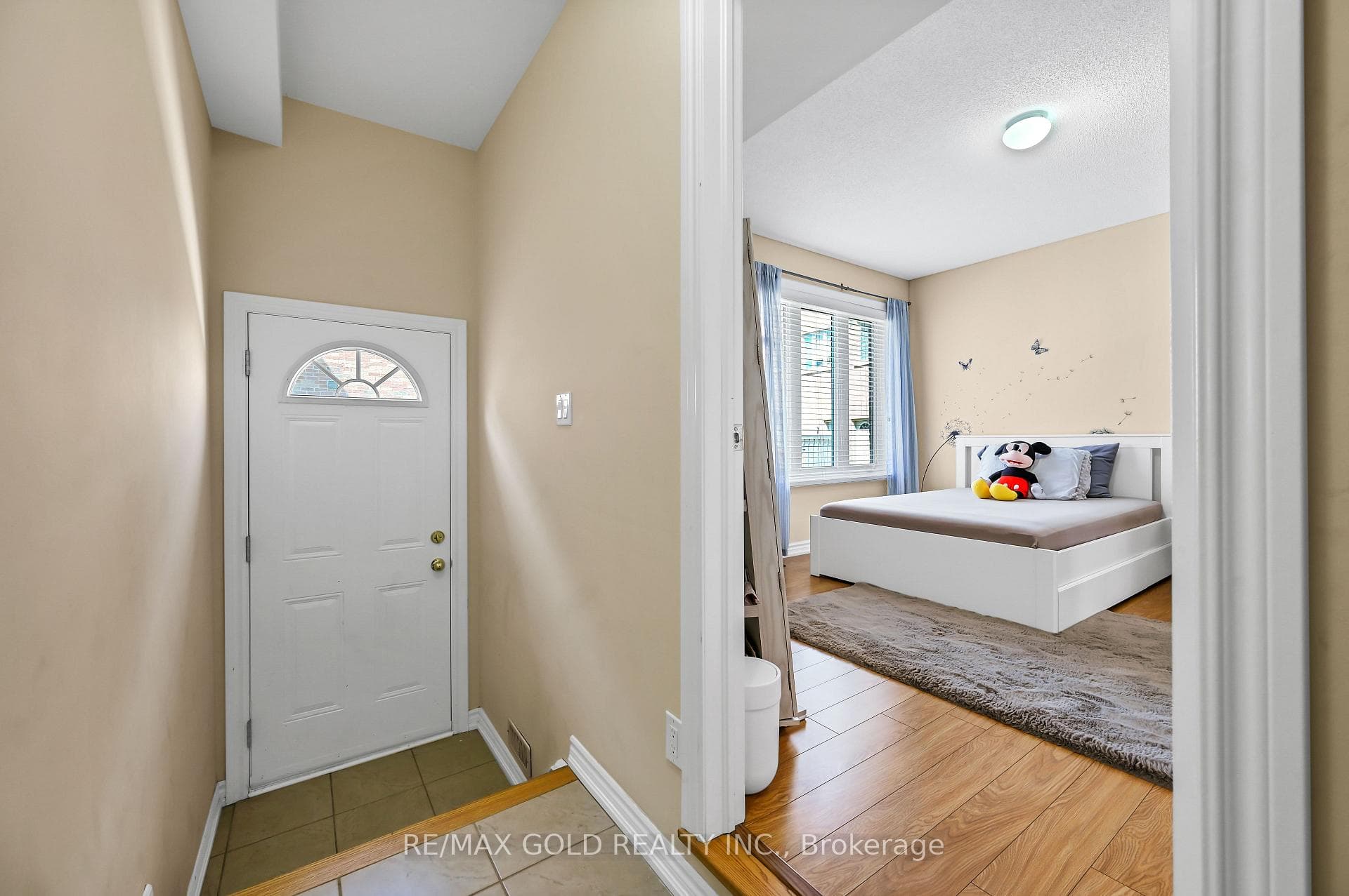 3 Shiff Crescent photo 32