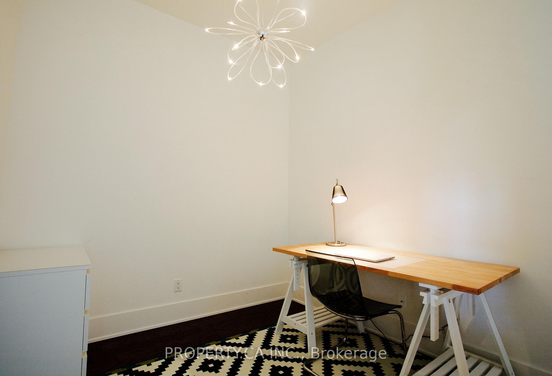 103 The Queensway N/A Unit 2815 photo 5