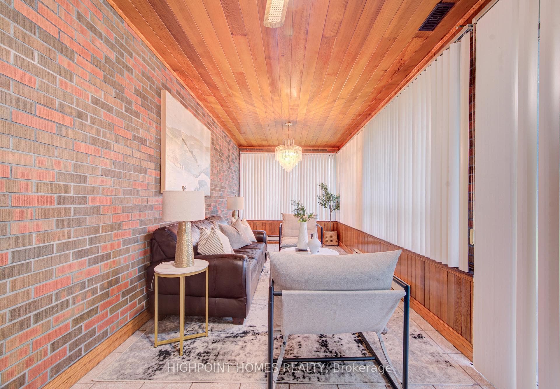 5438 Trafalgar Road photo 26