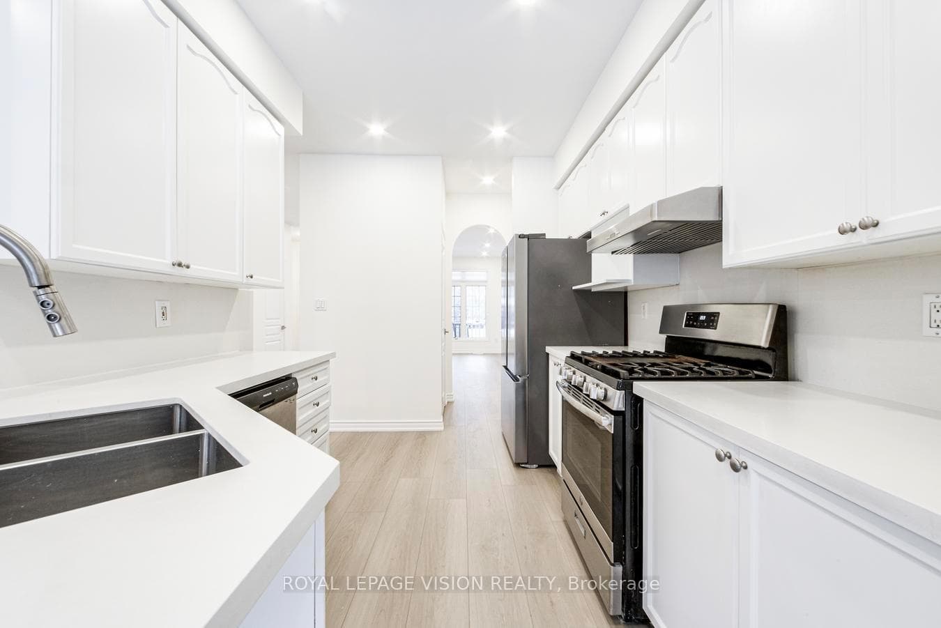 124 Alfred Paterson Drive photo 19