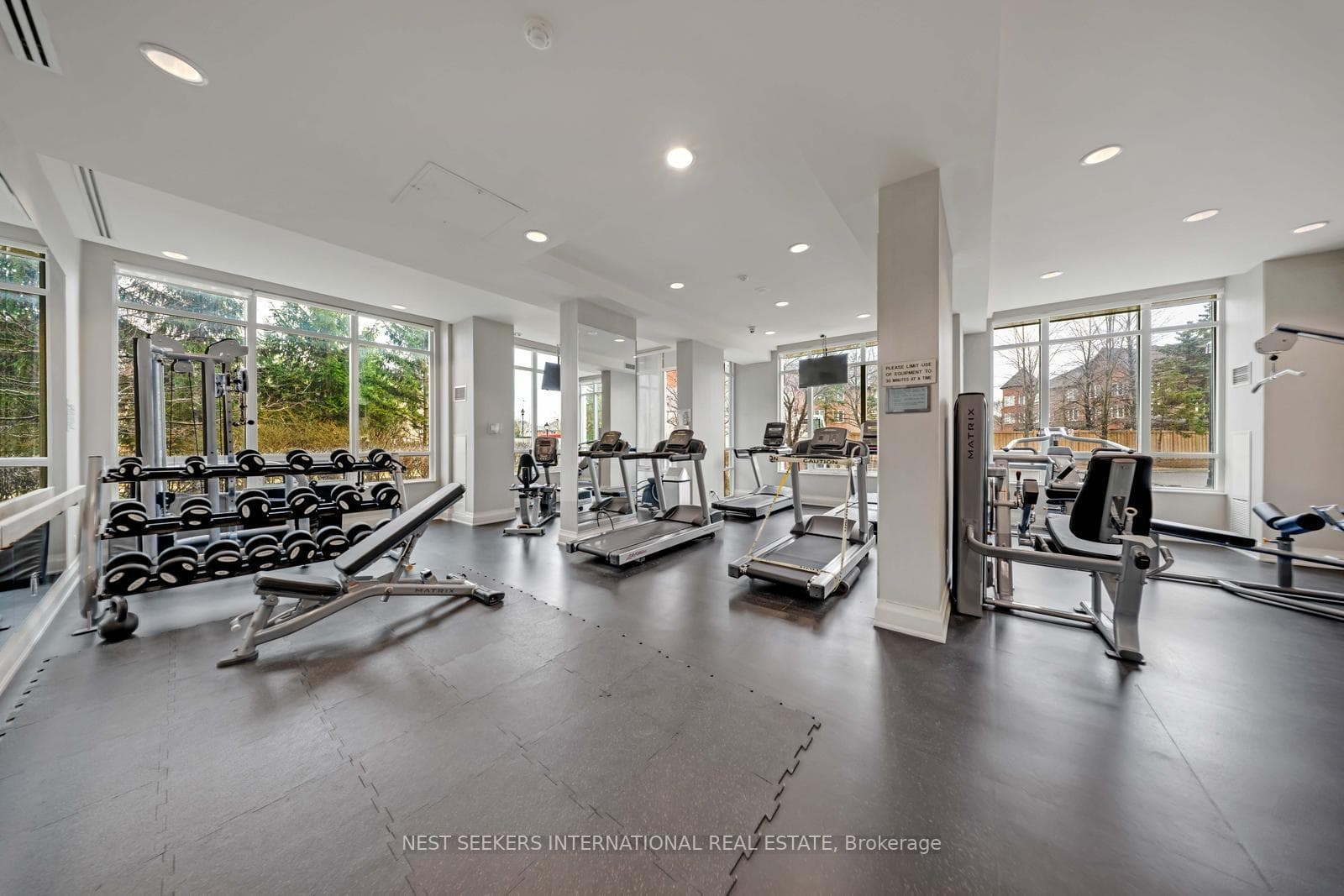 100 Promenade Circle Unit 701 photo 31
