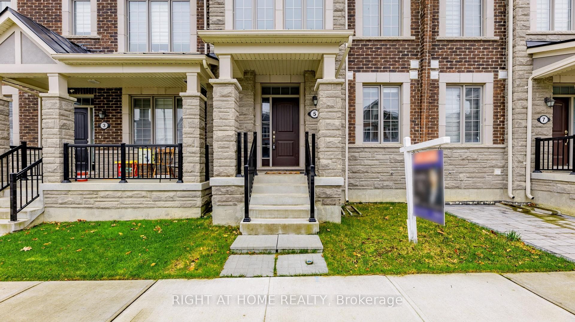 5 Casely Avenue photo 4