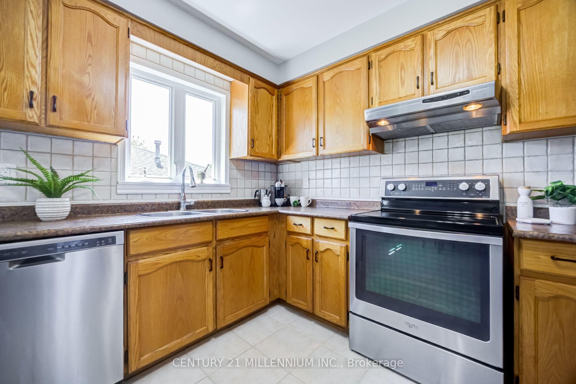 335 Bailey Drive photo 17