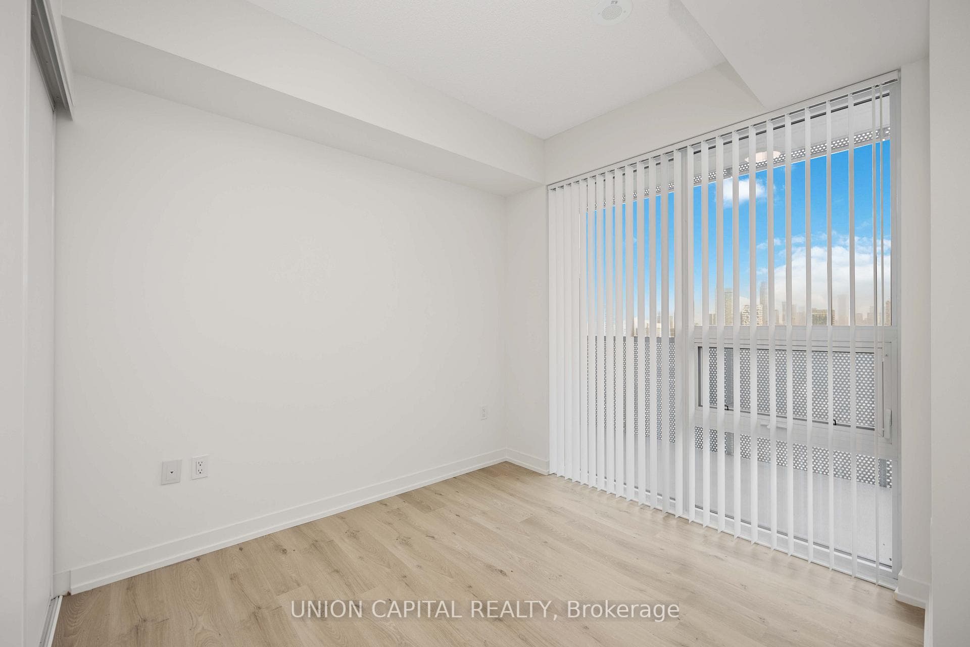 138 Downes Street Unit 4703 photo 16