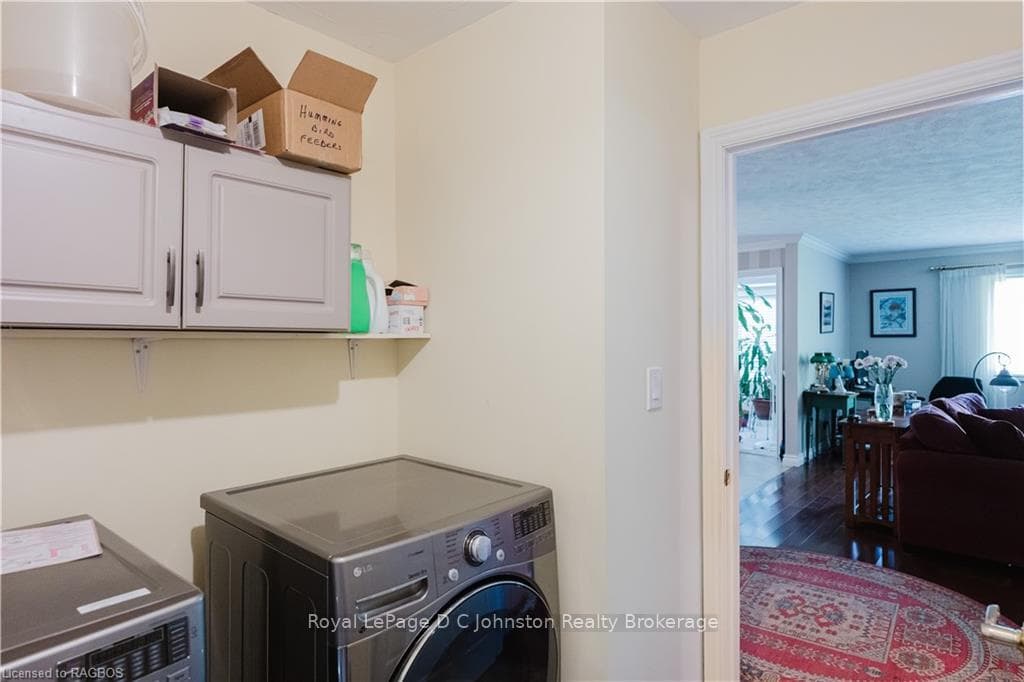 286 TYENDINAGA Drive photo 25