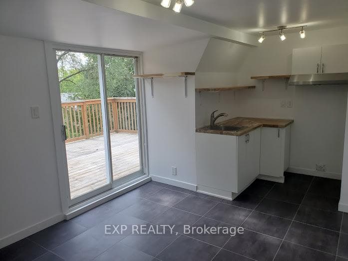 Unit 44-3 Kitchen