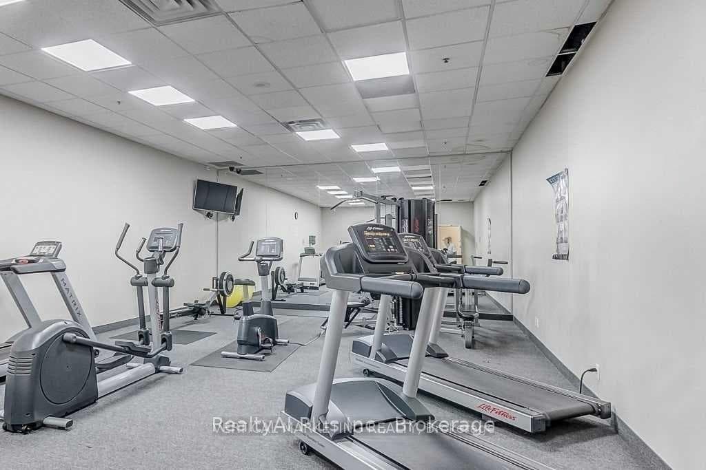 11 Lee Centre Drive Unit 701 photo 16