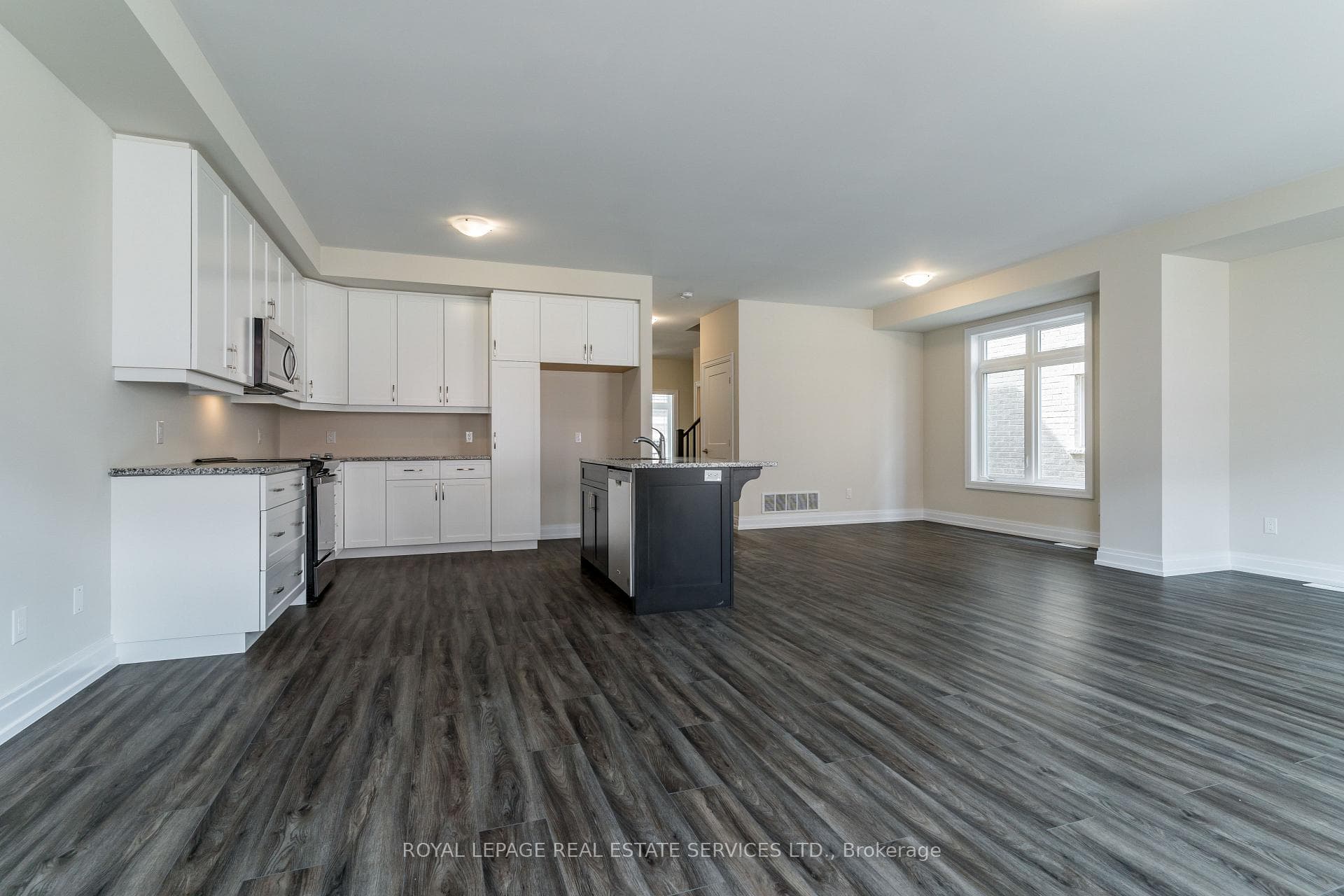 39 Kenesky Drive photo 5