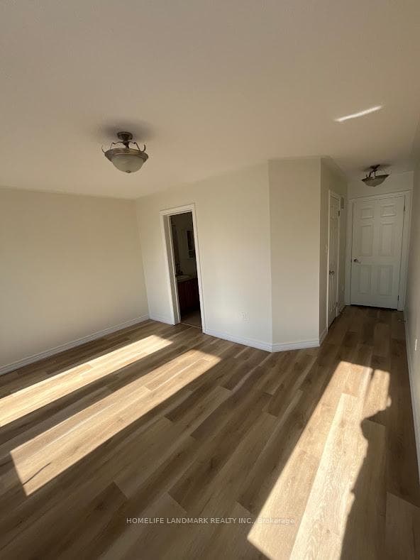 12 kawneer Terrace photo 8