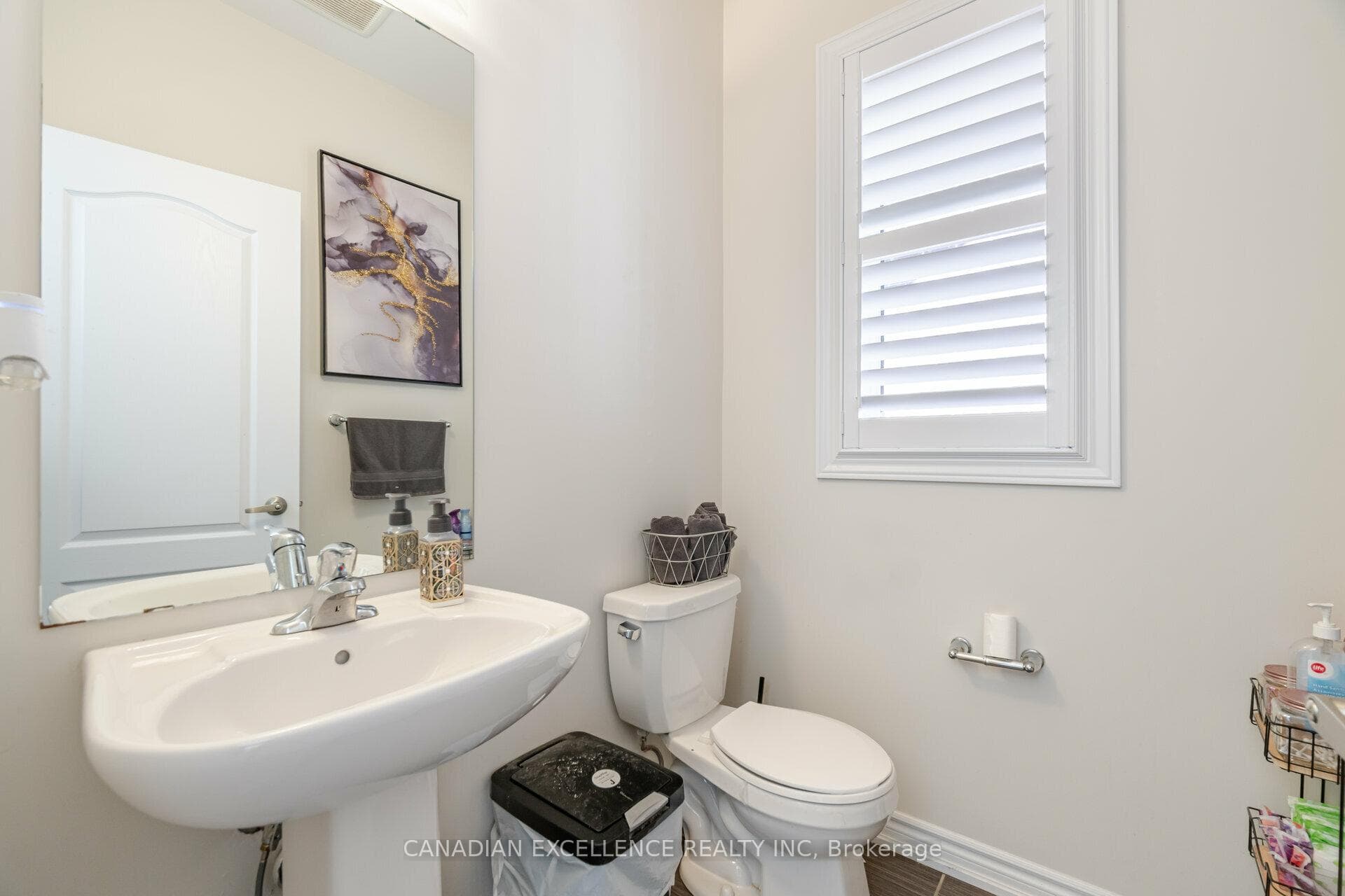 51 Lise Lane photo 6