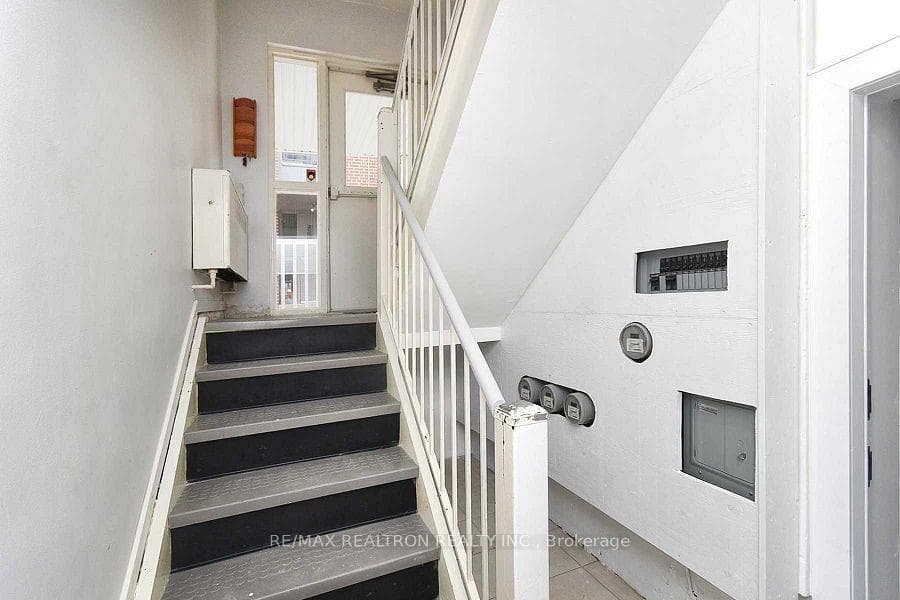 234 Wilmington Avenue Unit #3 photo 16