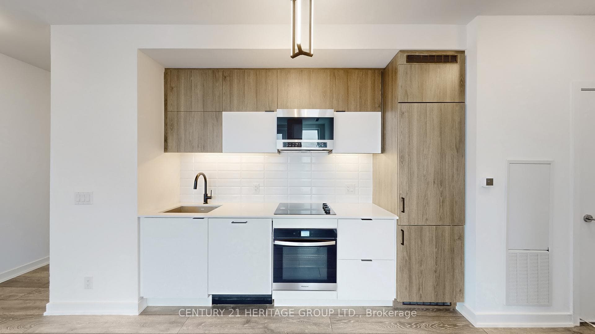8888 Yonge Street Unit 710 photo 20