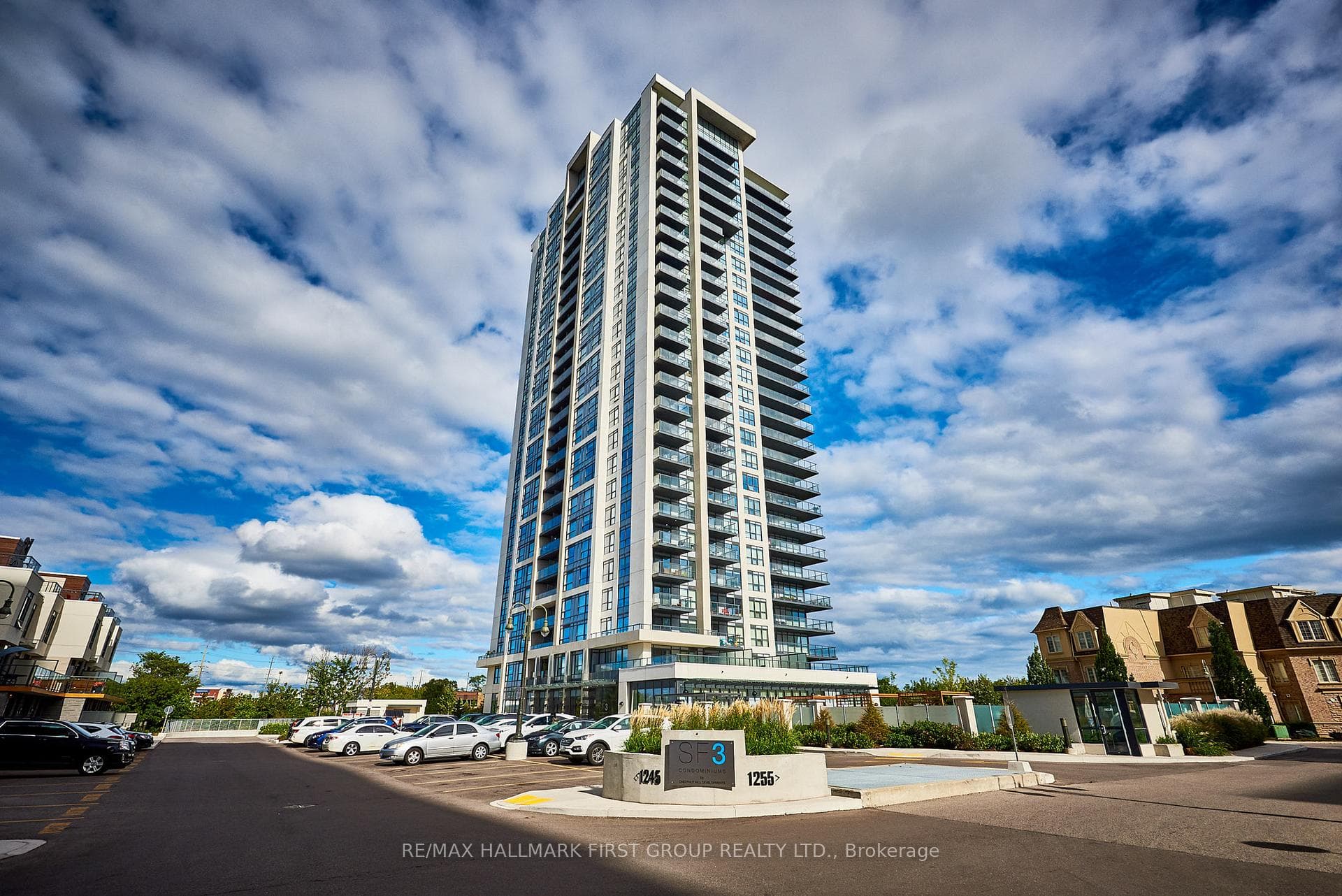 1255 Bayly Street Unit 1008 photo 1