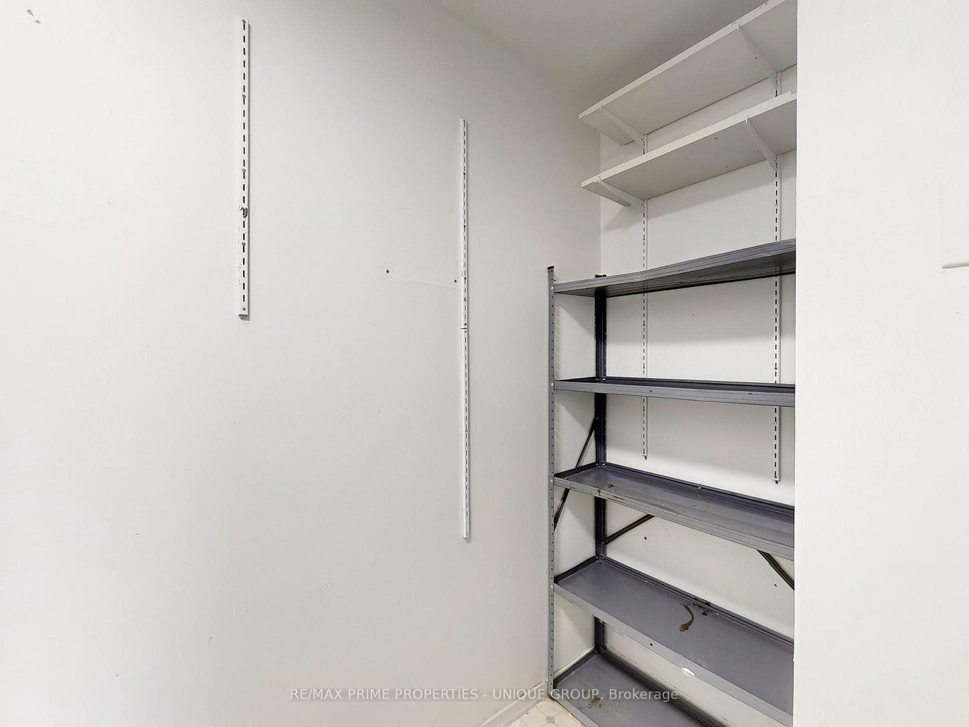 3233 Eglinton Avenue Unit 913 photo 28