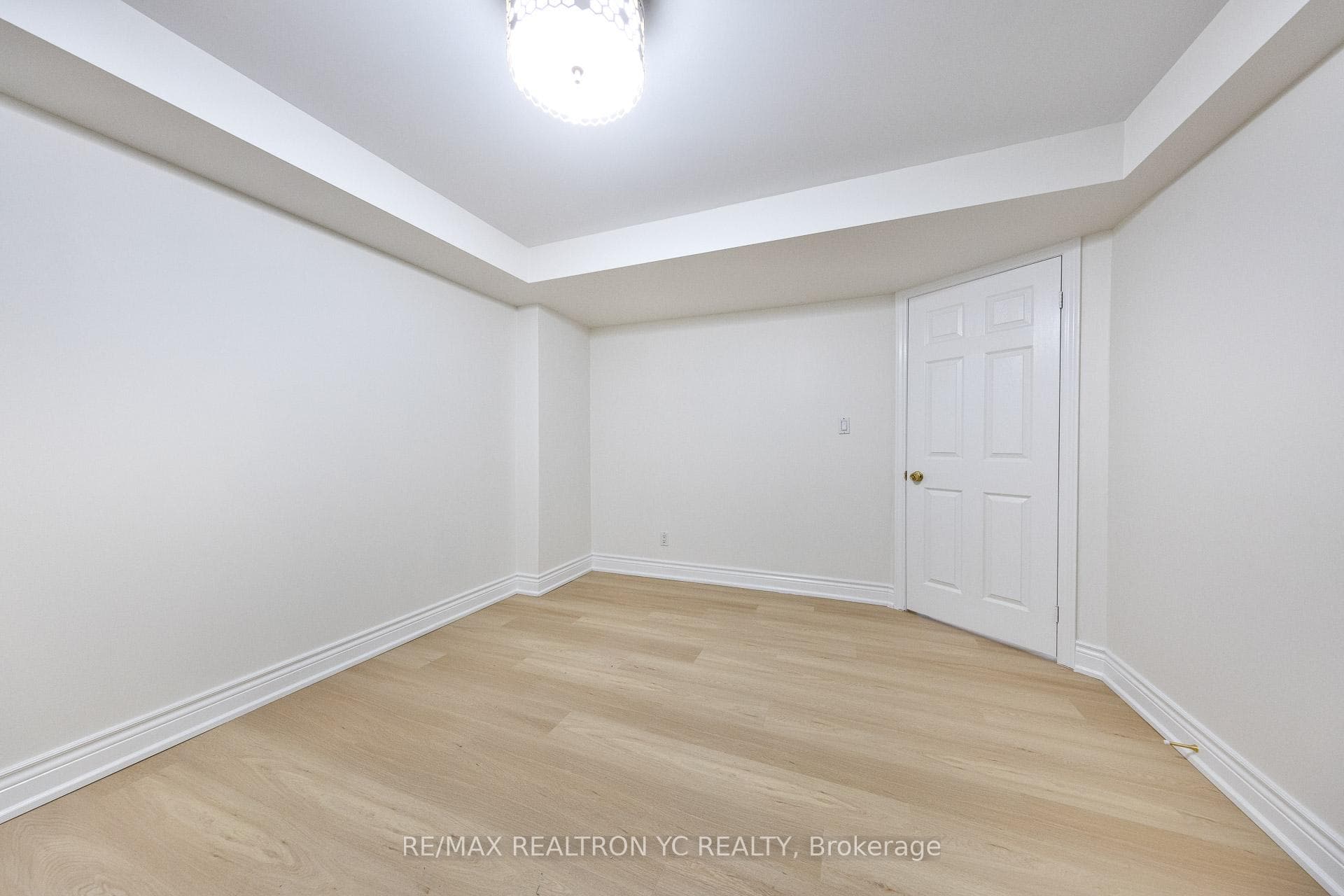 131 Silver Linden Drive Unit Bsmt photo 14