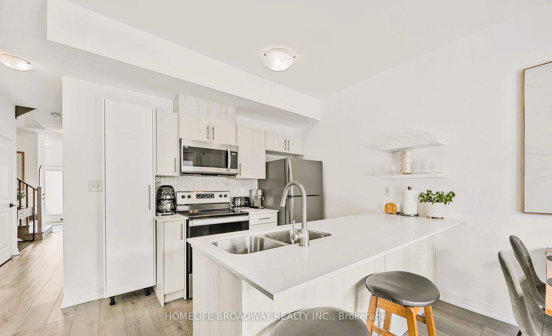 9 Haven Lane photo 17