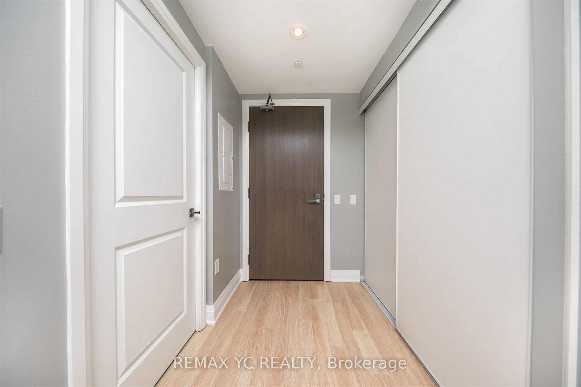 251 Jarvis Street Unit 806 photo 21