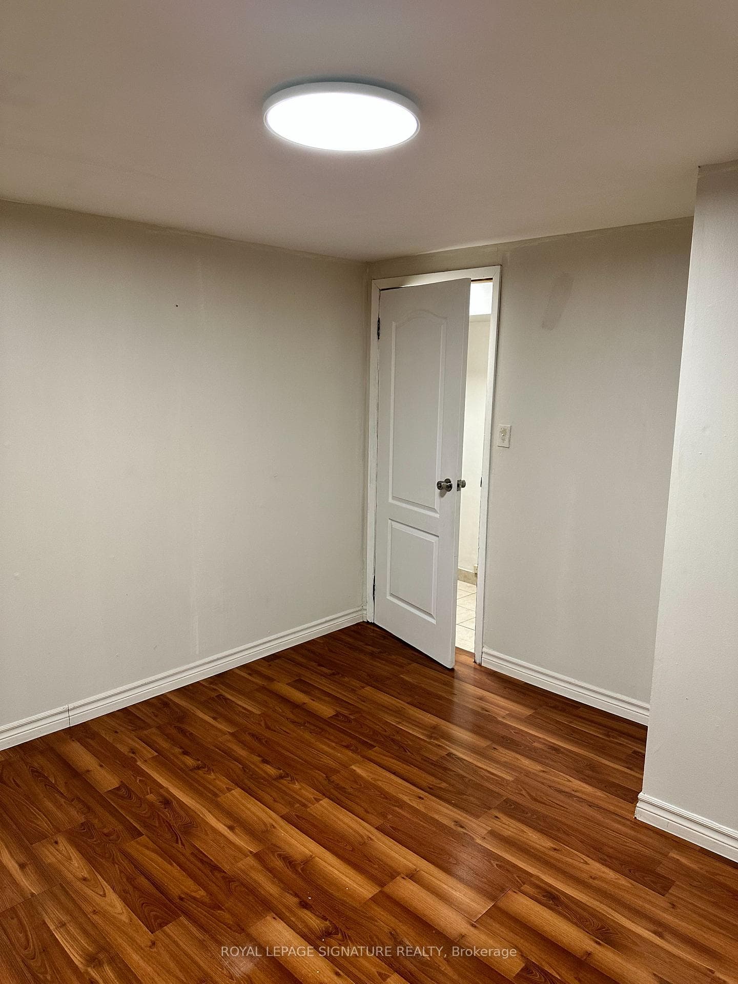 7 Limevale Crescent Unit Bsmt photo 6