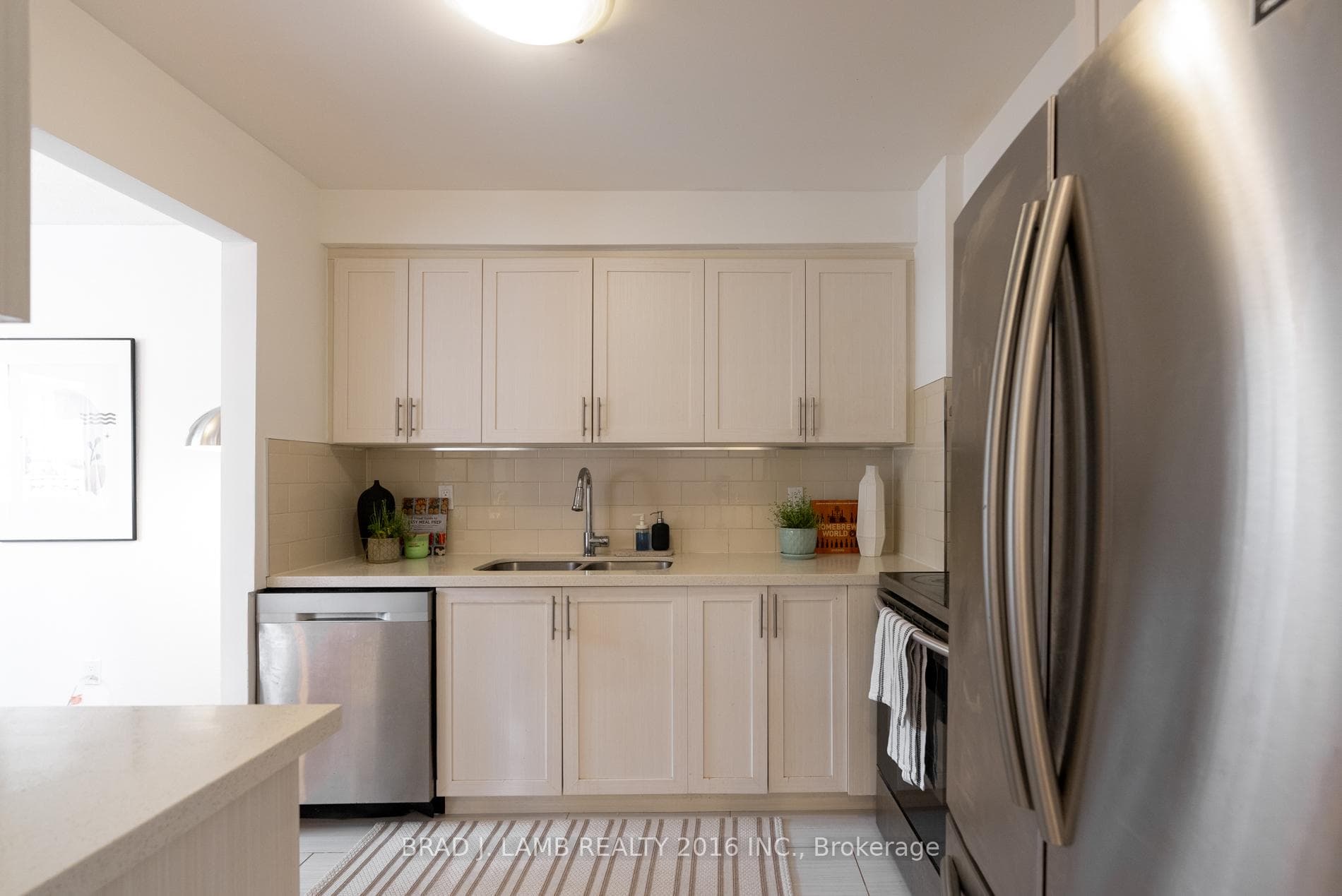 67 Ashton Crescent Unit 67 photo 4