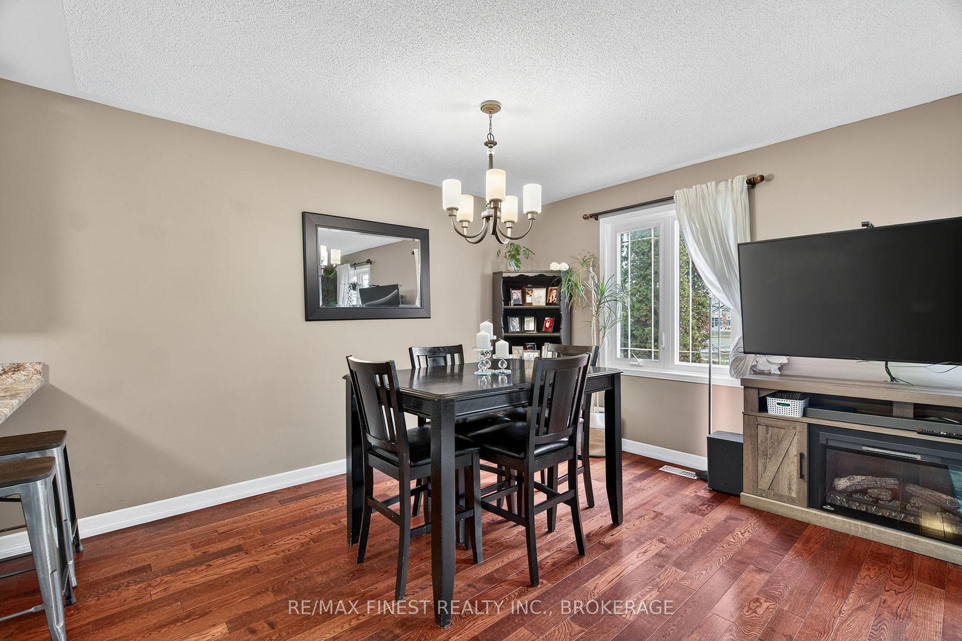 1 Heritage Drive photo 7