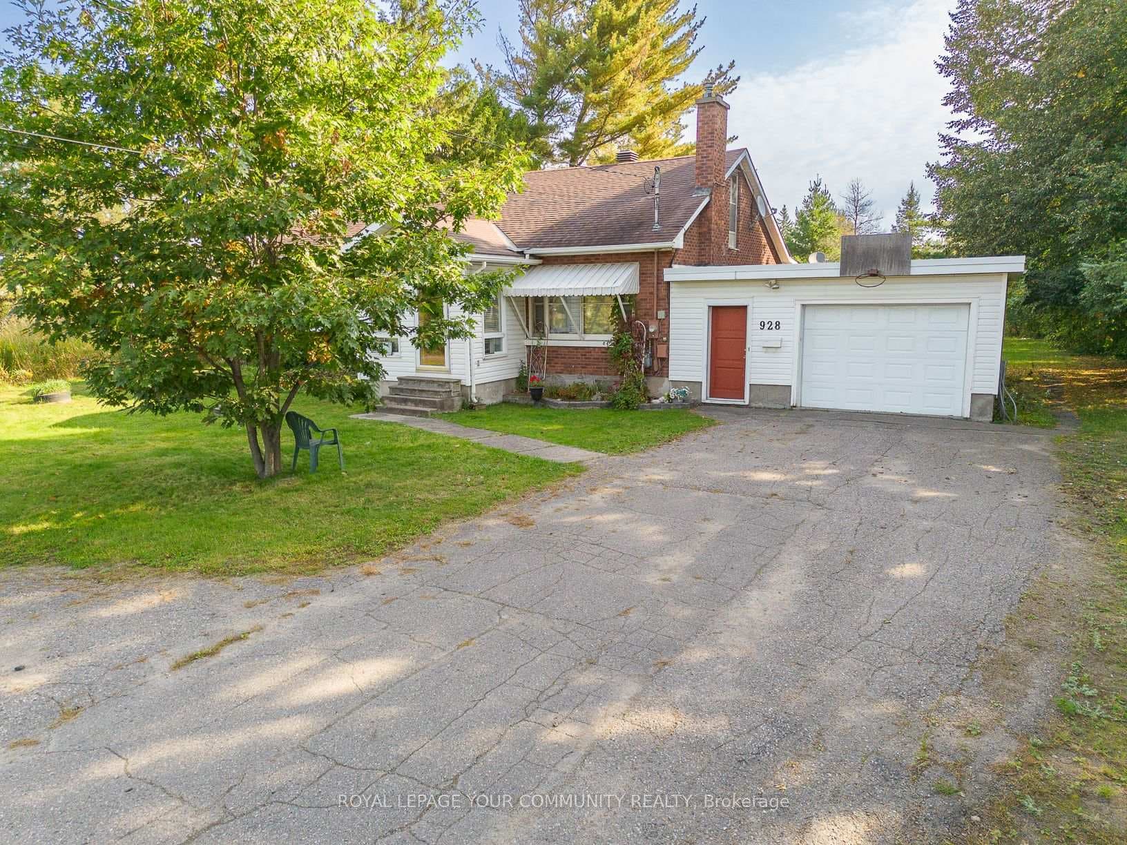 928 Great Northern Road photo 29