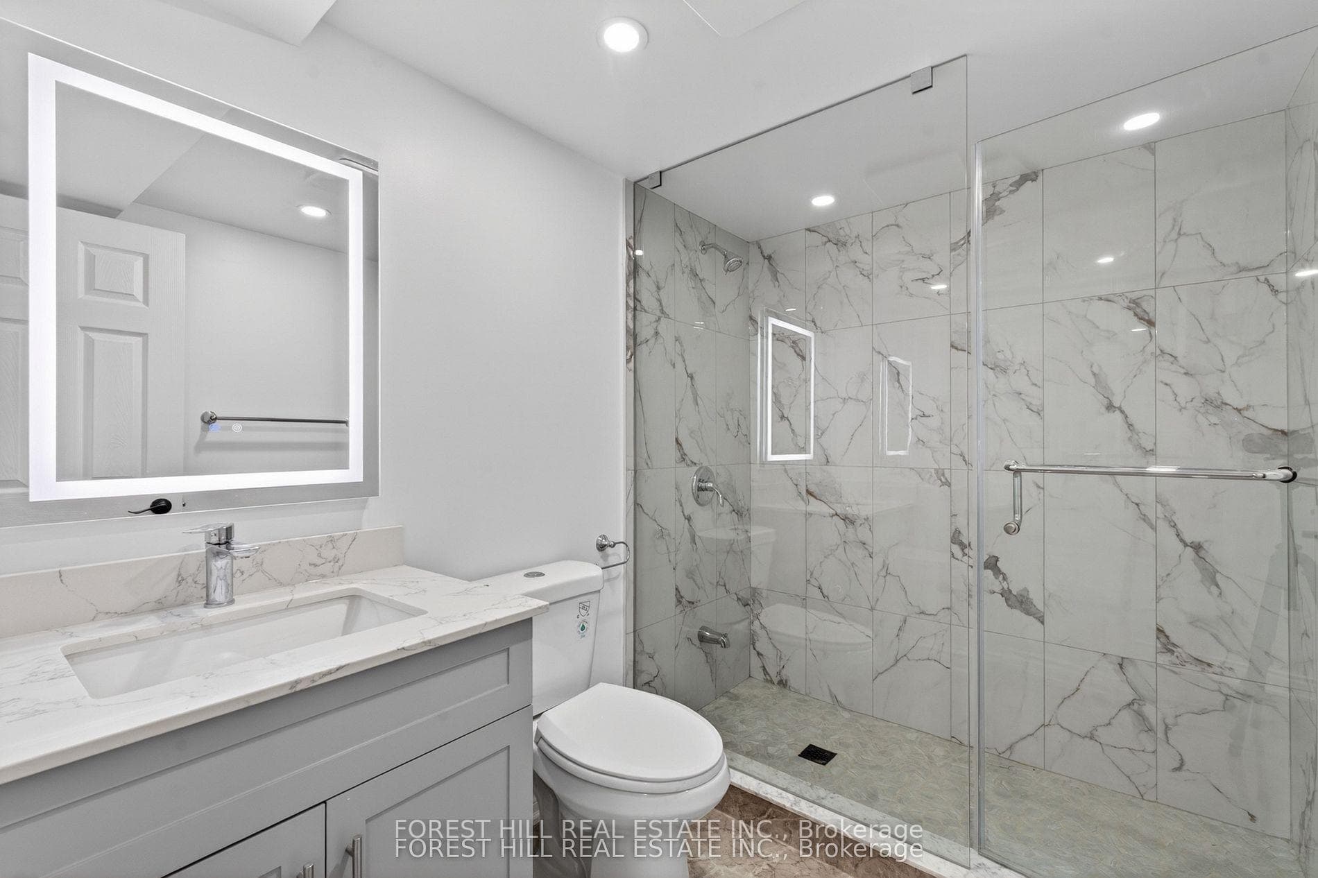 603 Spadina Road photo 25