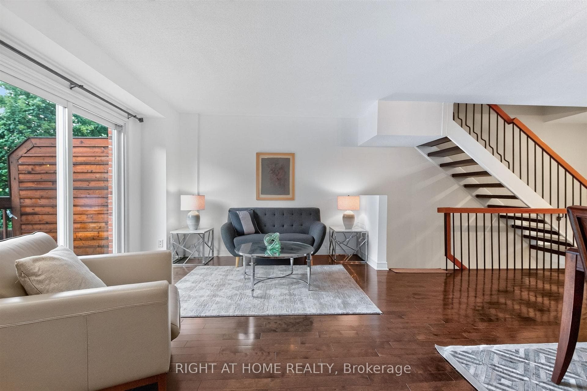 186 Woodbridge Avenue Unit 45 photo 3